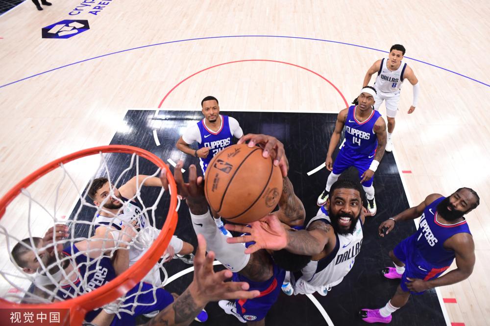 要求选手在 要求选手在